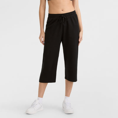 Champion Lightweight Lounge Capri Pants, C Logo in Black